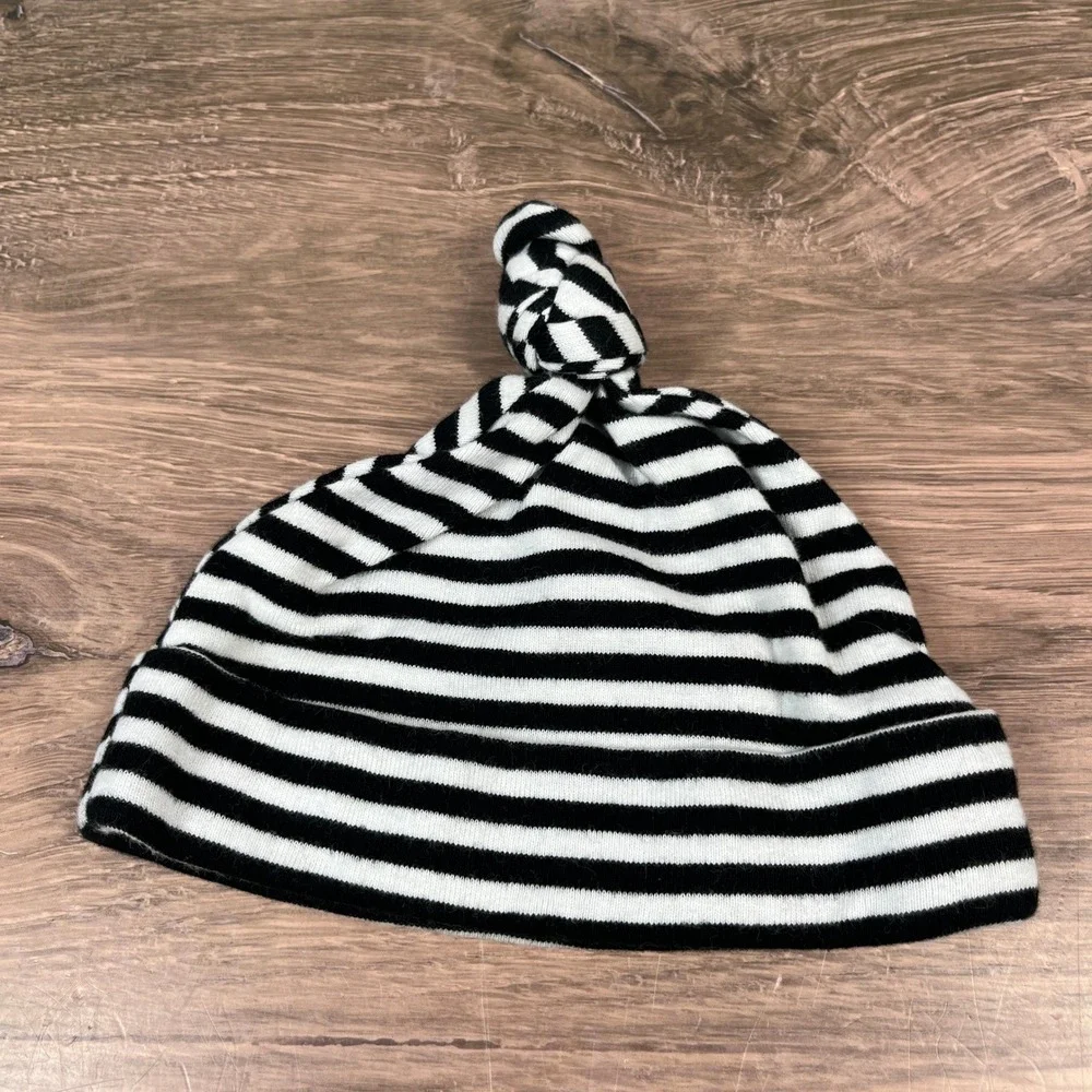 Target Gerber Baby Hats 0-6M Black White Grey Striped Elephant Top Knot 4 Pack